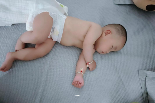 内江宝宝积食发烧怎么处理
